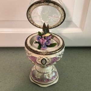 Porcelain Royal Silver Mauve Vintage Crystal Musical Egg Rotating Humming Bird